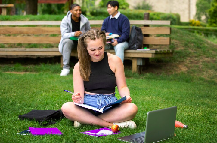 Integrating Technology with Outdoor Learning