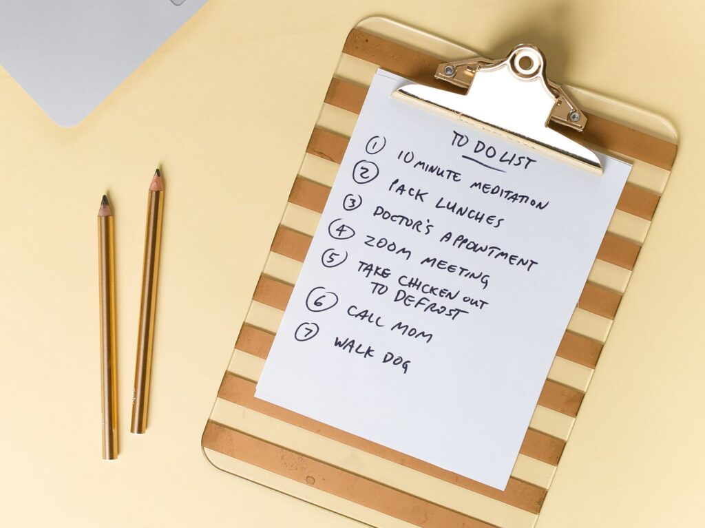 Create a daily schedule for students